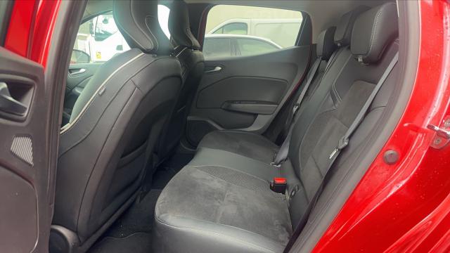 Renault Clio image 8