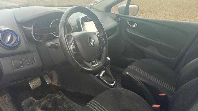 Renault Clio Estate image 6