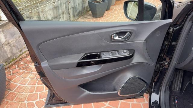 Renault Captur image 6