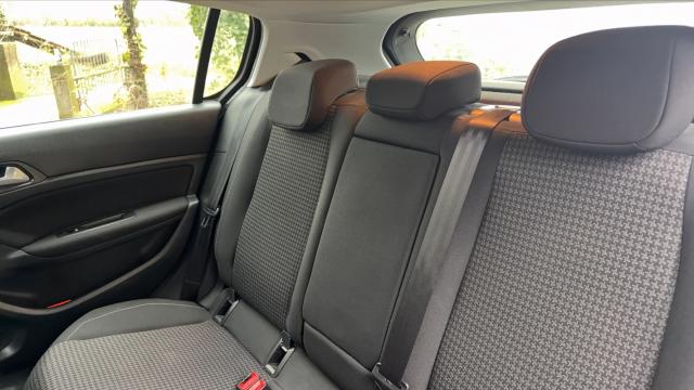 Peugeot 308 image 7