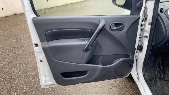 Renault Kangoo Express image 3