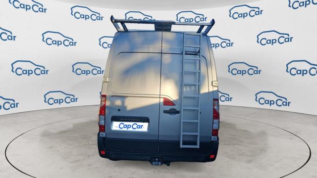 Renault Master image 2