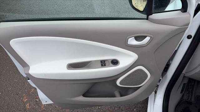 Renault Zoe image 8
