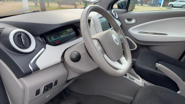 Renault Zoe image 6