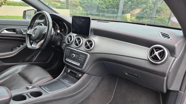 Mercedes Benz Cla image 6