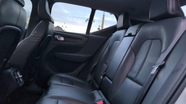 Volvo Xc40 image 2