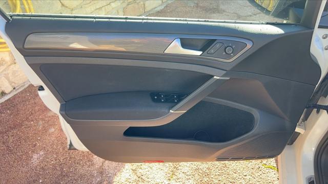 Volkswagen Golf image 3