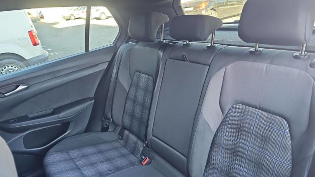 Volkswagen Golf image 5