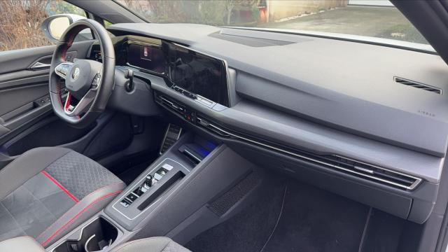 Volkswagen Golf image 2