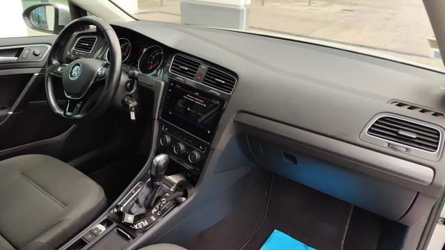 Volkswagen Golf image 4