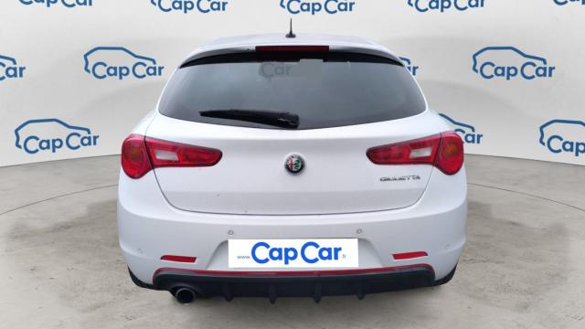 Alfa Romeo Giulietta image 4