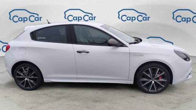 Alfa Romeo Giulietta image 8