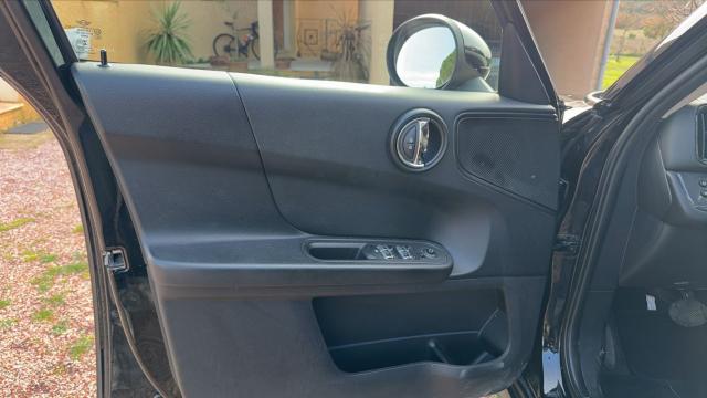 Mini Countryman image 8