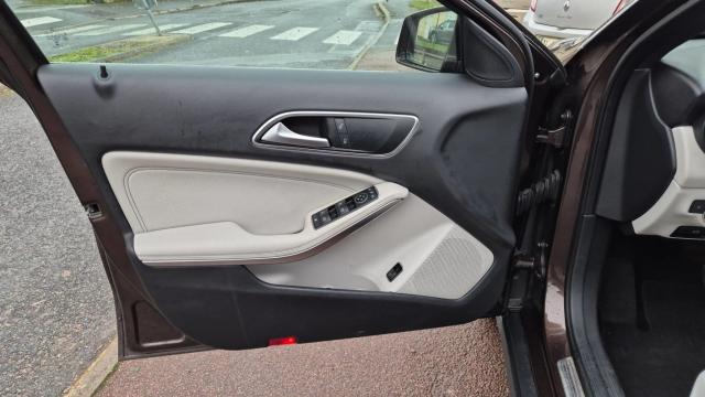 Mercedes Benz Classe Gla image 9