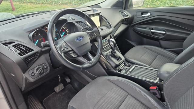 Ford Kuga image 2