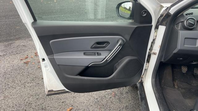 Dacia Duster image 8