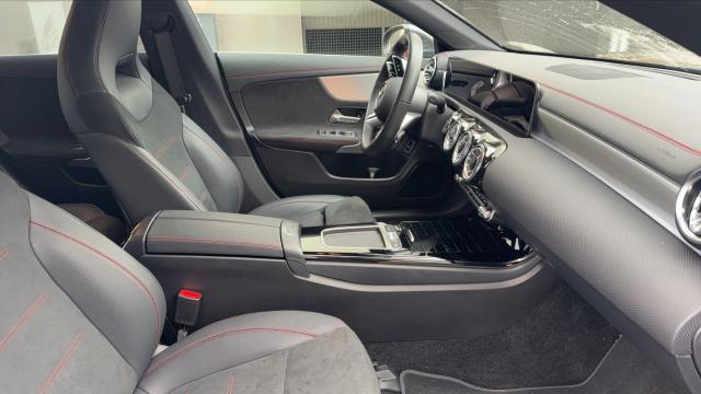 Mercedes Benz Classe Cla image 8