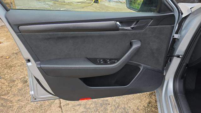 Skoda Superb image 8