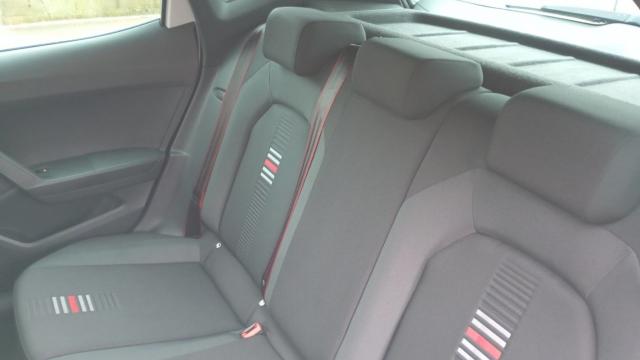 Seat Arona image 2