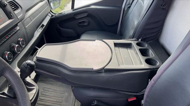 Nissan Interstar image 8