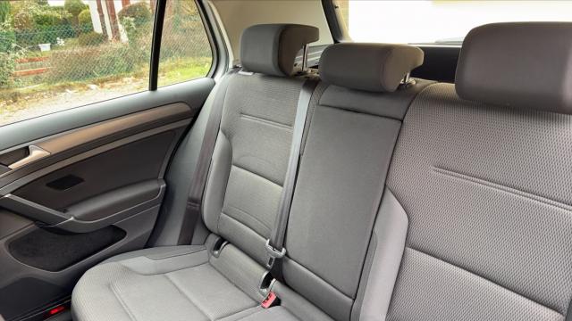 Volkswagen Golf image 5