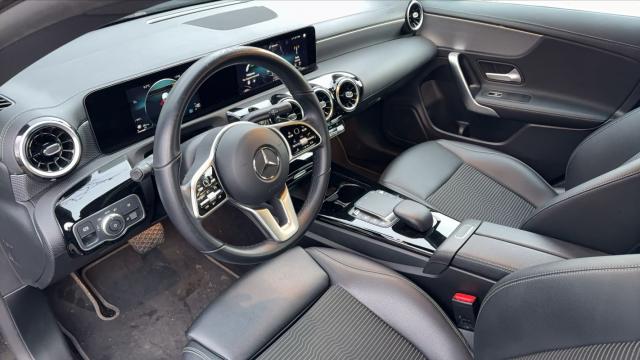 Mercedes Benz Cla Shooting Brake image 3