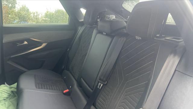 Peugeot 3008 image 3