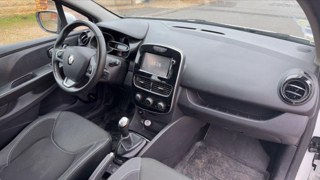 Renault Clio image 9