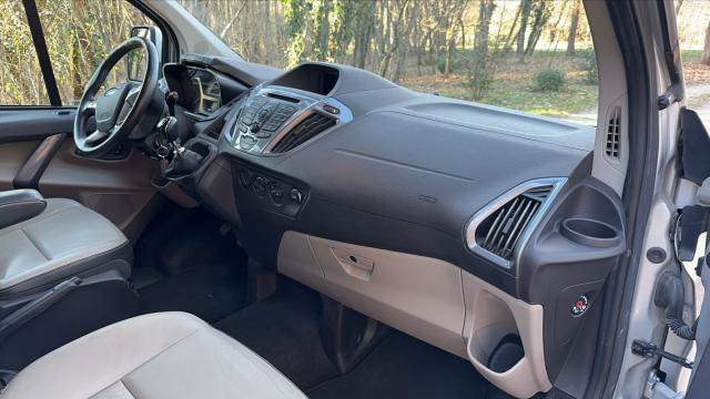 Ford Tourneo image 8
