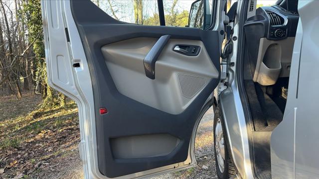 Ford Tourneo image 9