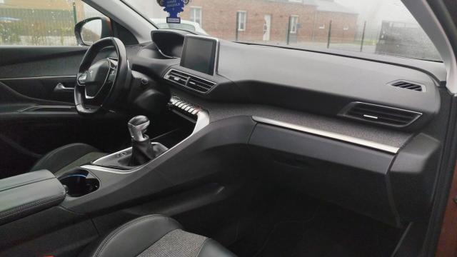 Peugeot 3008 image 5