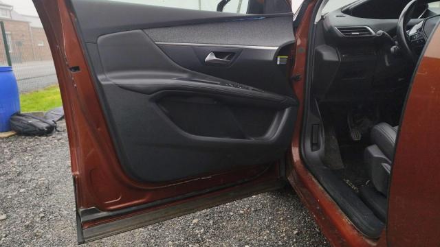 Peugeot 3008 image 8