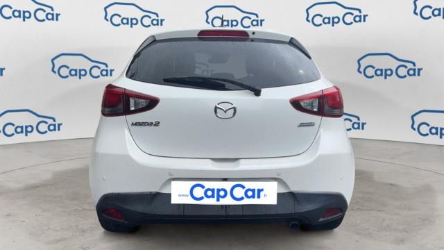 Mazda 2 image 8