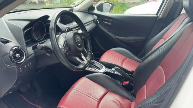 Mazda 2 image 6