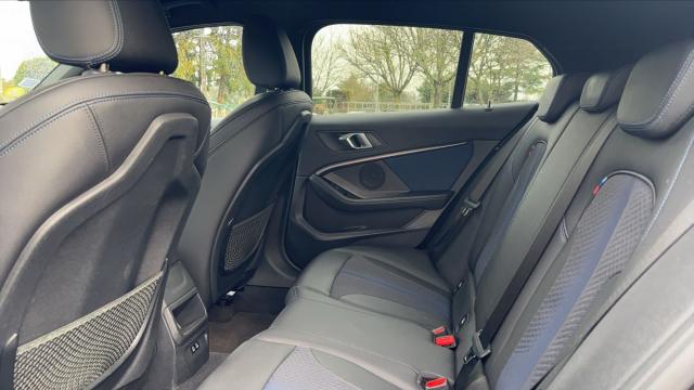 Bmw Série 1 image 2