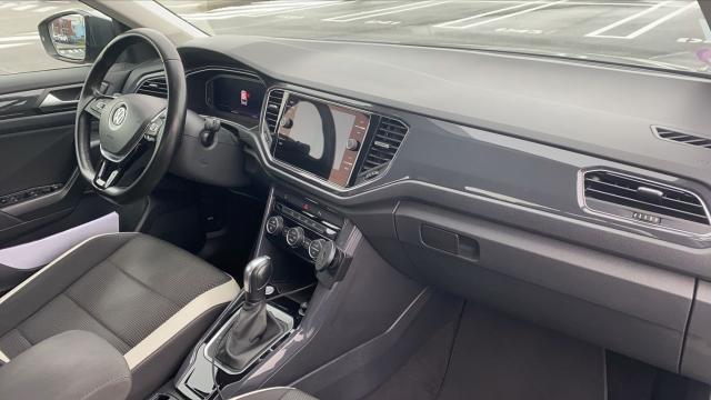 Volkswagen T-Roc image 8