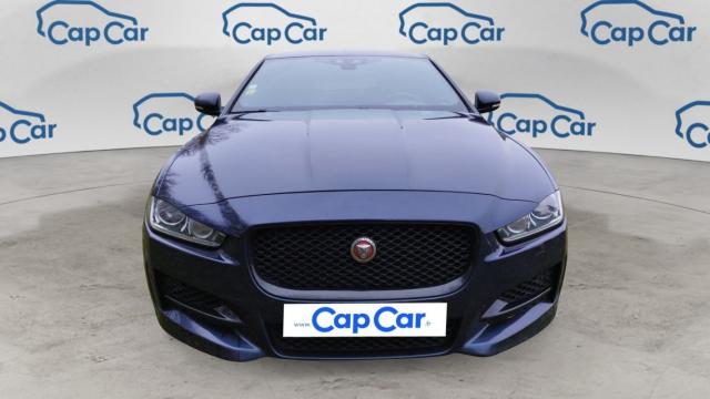 Jaguar Xe image 8