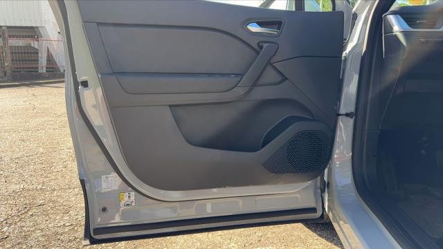 Renault Captur image 8