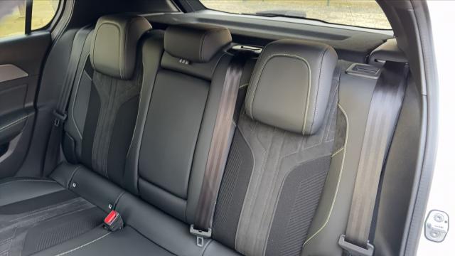 Peugeot 308 image 6