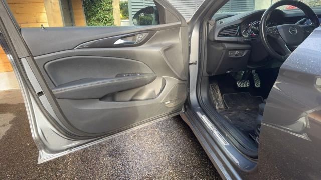 Opel Insignia image 4