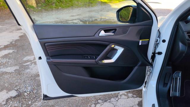 Peugeot 308 image 5
