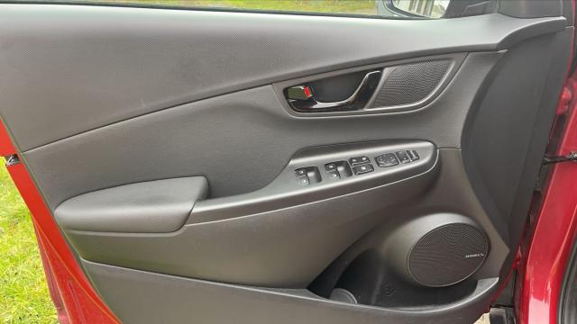 Hyundai Kona image 2