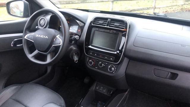 Dacia Spring image 2