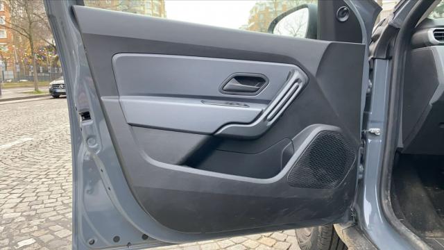 Dacia Duster image 5