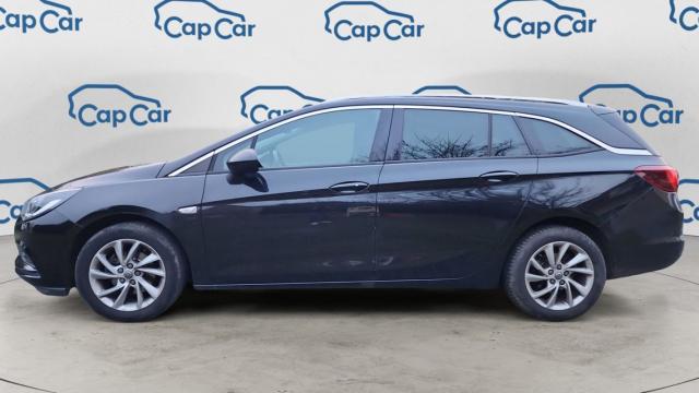 Opel Astra Sports Tourer image 6