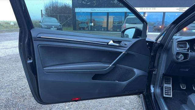 Volkswagen Golf image 5