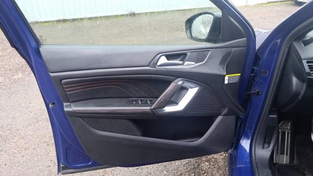 Peugeot 308 image 6