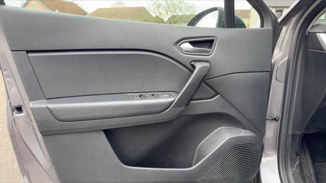 Renault Captur image 4