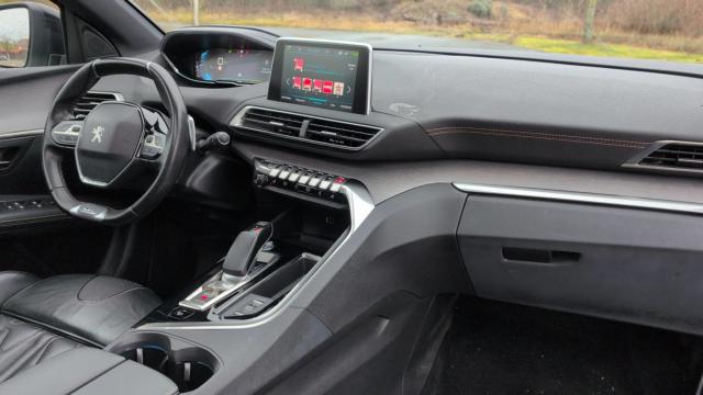 Peugeot 3008 image 1