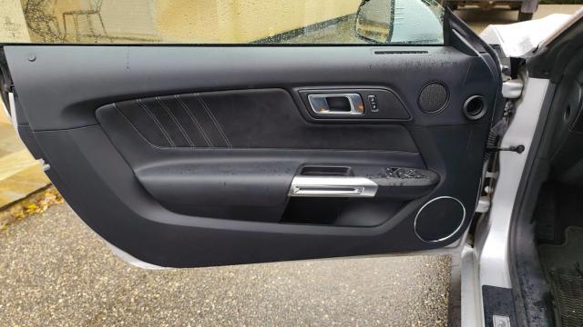 Ford Mustang image 2